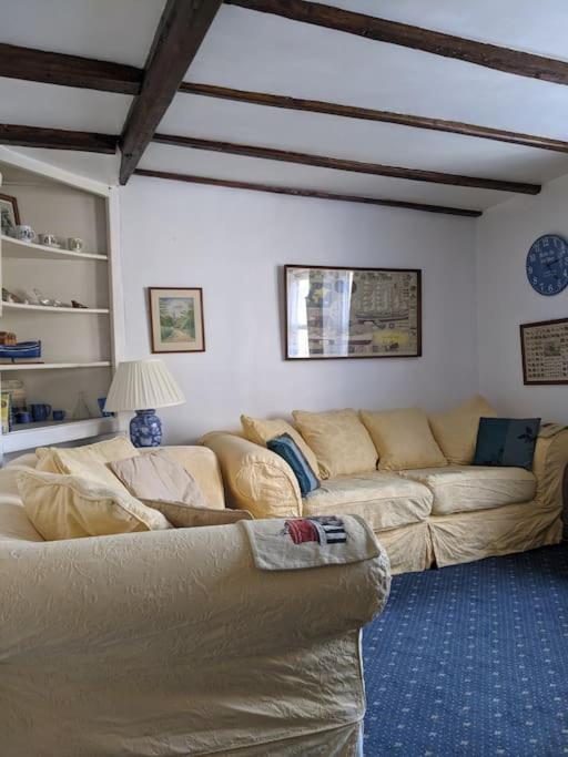 Seal, Comfortable Family Cottage Уитби Экстерьер фото